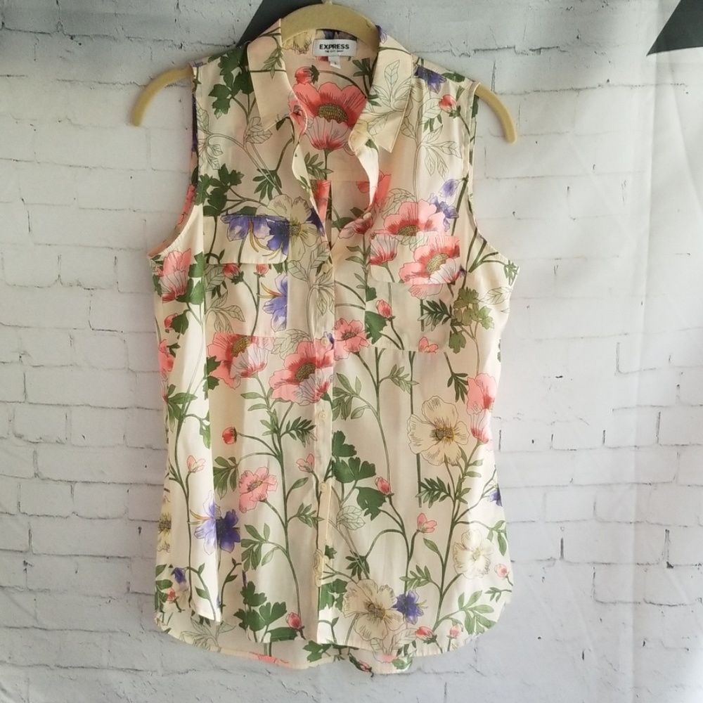 NWOT - Express "The City Shirt"